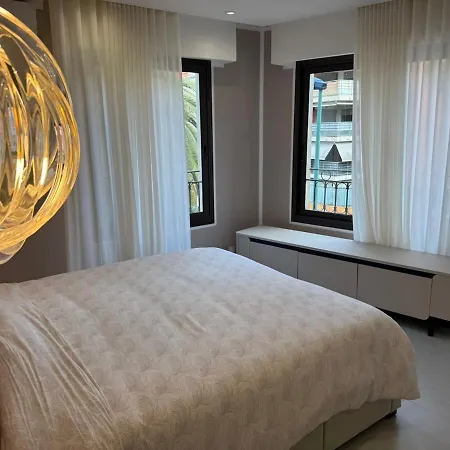 Seaside, Old City, Italian Border & Parking Apartment